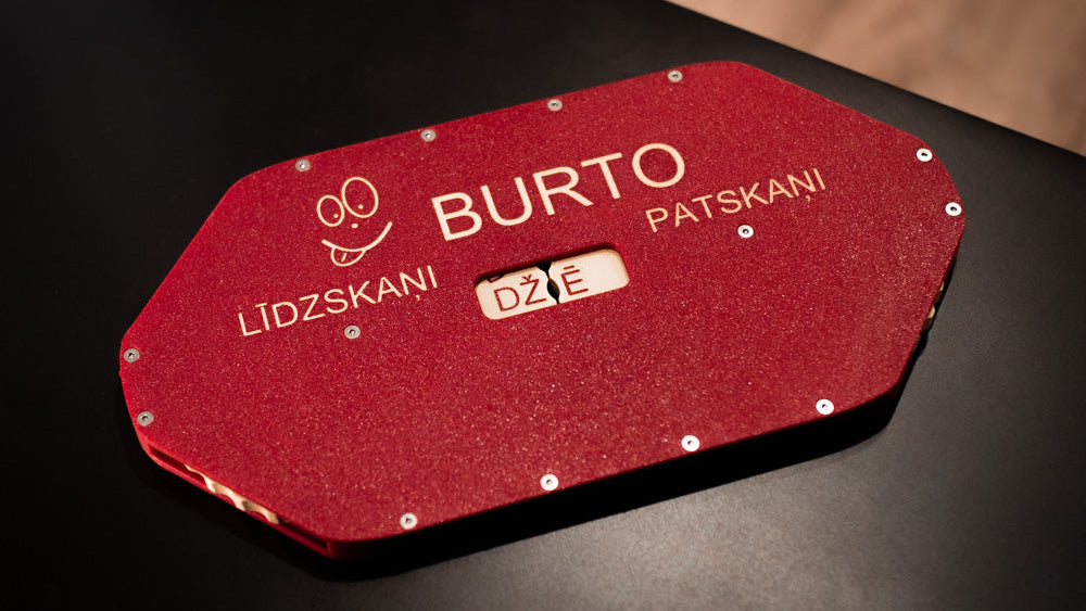 Burto Planšete (Sarkana)